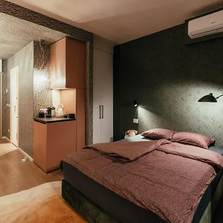 Waterfront - Na Vodi - The Opera Apartment *
